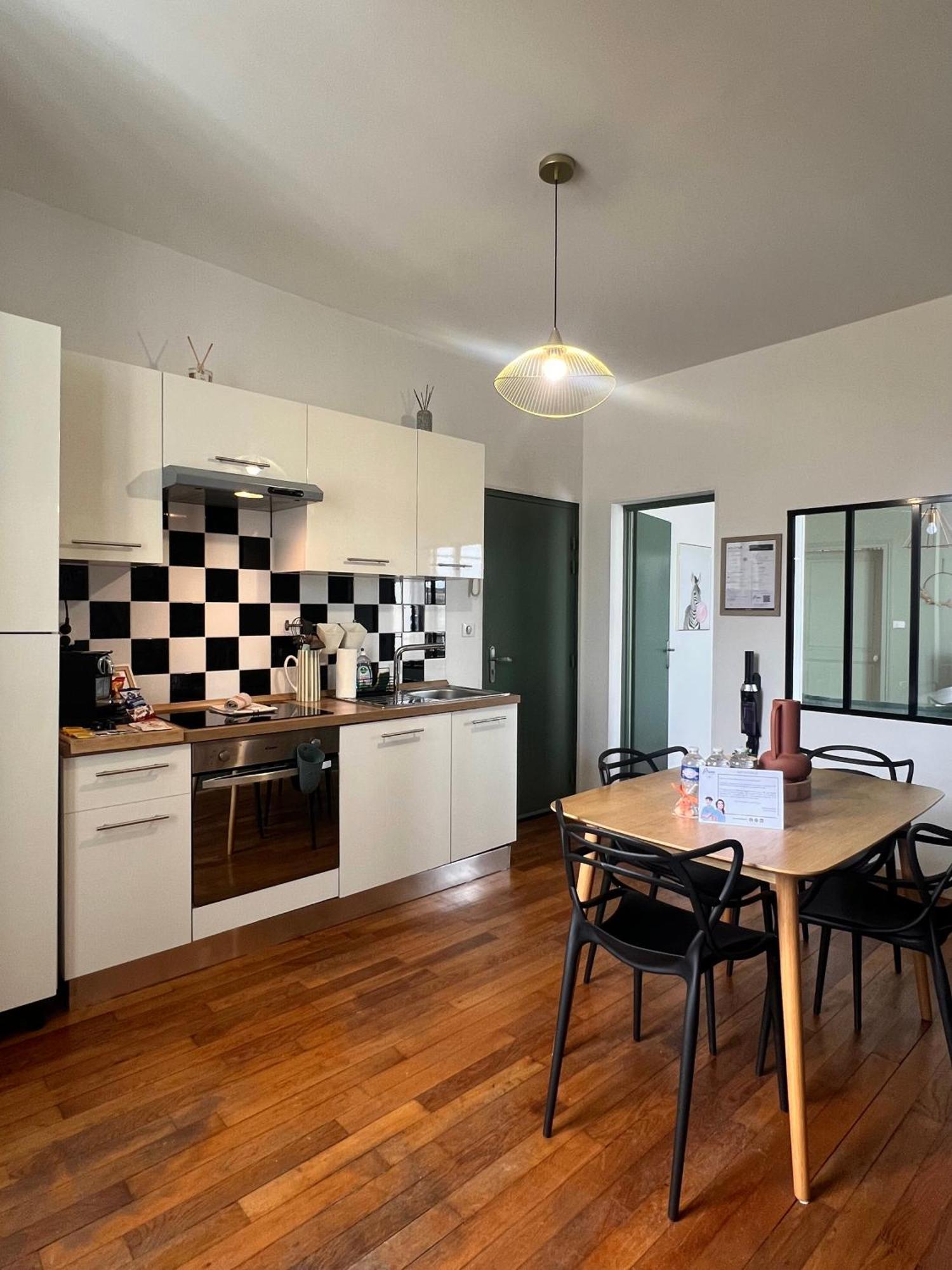"Le Charleville", Superbe Appartement, Gare De Nevers, Service Premium By Primo C0Nciergerie Exterior foto
